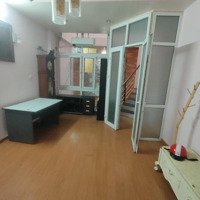 Hiếm! Cho Thuê Nhà Riêng 1,5 Tầng Phố Kim Mã Thượng, Liễu Giai. 45M2, 1 Phòng Ngủ 1 Vệ Sinh Đủ Đồ . 6 Triệu/Tháng