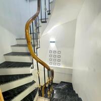 Nhà Đẹp Giáp Bát, Hoàng Mai 25m, 5 tầng, mt 3.5m, giá 5.38 tỷ.