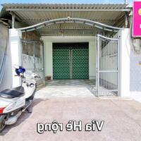 Nhà mặt tiền bờ kè cầu Hưng Lợi