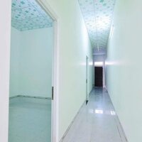 Nhà mặt tiền bờ kè cầu Hưng Lợi