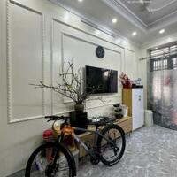 Bán nhà Nam Dư, quận Hoàng Mai. Diện tích 30m2 x 5 tầng gi.á 5.5 tỷ. Tặng nội thất xịn.