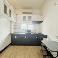 CĂN HỘ 1 PHÒNG NGỦ TÁCH BẾP, GẦN CHỢ BÀ CHIỂU, FULL NỘI THẤT, GIẢM NGAY 800K KHI CHECK IN SỚM
