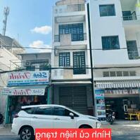 Nhà 2 lầu mặt tiền gần bến Ninh Kiều kinh doanh tự do