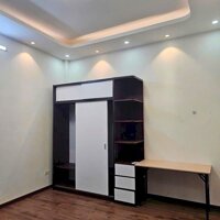 Cho thuê nhà ngõ 281 Đội Cấn KD ONL, Ở NHÓM 6 NGƯỜI, 35m2 x 4 tầng, 3 ngủ, 15 Triệu