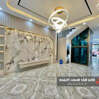 80m2 nhà 5 tầng xây mới độc lập có thang máy tại 193 Văn Cao