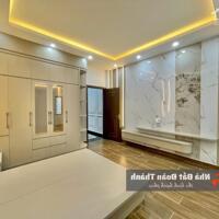 80m2 nhà 5 tầng xây mới độc lập có thang máy tại 193 Văn Cao
