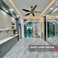 60m2 nhà xây mới độc lập 5 tầng có thang máy tuyến 2 Lê Hồng Phong