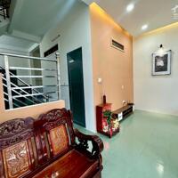 Cho thuê nhà mặt tiền đường ngô đến – gần đồi mai, nha trang