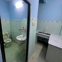 Cho thuê Nhà ở nguyên căn hẻm xe hơi đường Âu Cơ, P10, Tân Bình