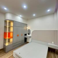 Nhà lầu mới gần Cầu Đầu Sấu và bệnh viện Da liễu