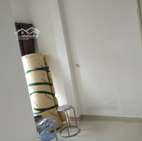 Chính Chủ Cho Thuê Nhà Làm Chdv Nguyễn Kiệm P.3 Q.gv 6 Phòng Ngủ 6 Vệ Sinhgiá Bán 16, 2 Triệu Ful Nt Liên Hệ: 0901 970 599 Ngân
