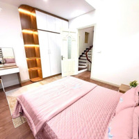 Bán Nhà Đông Tác 30M 6 Tầng Lô Góc Mặt Ngõ Thông Full Nội Thất Xịn Chỉ 6.94 Tỷ