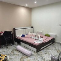 Bán Nhà Cạnh Sân Bay Tân Sơn Nhất Đường Lam Sơn P2 Tân Bình 5 Tầng 5 Phòng Ngủgần 60M2 Nhỉnh 9 Tỷ.