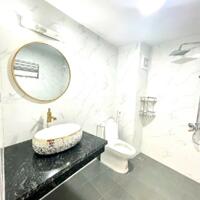 Bán nhà phố Vĩnh Phúc, 30m², 5 tầng, ngõ rộng 2.5m, giá chỉ 6 tỷ!
