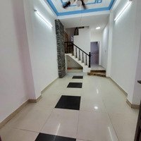 Cần Bán Gấp Nhà 5 Phòng Ngủhẻm Q10 Cách Đường Chính 20M