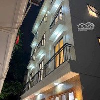 Cho Thuê Nhà Bát Khối- Cổ Linh - Đối Diện Aeon Mall - 3 Pnkk - Nội Thất Cơ Bản - Ở Hộ Gia Đình