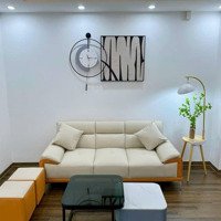 Cần Cho Thuê Căn Hộ Chung Cư A14 Nam Trung Yên.