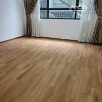 Siêu Phẩm Mặt Phố Hồ Tùng Mậu !