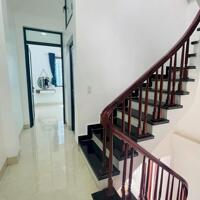 Bán nhà 37m xây mới 3 tầng ngõ ô tô thông Trần Lãm