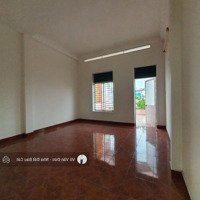 Cho Thuê Nhà Nguyên Căn Mtkd Nguyễn Cửu Đàm, Ptsn, Tân Phú.dt 5X20. Đúc 2 Lầu, 4 Phòng Ngủ 3 Vệ Sinh Giá 20 Triệu