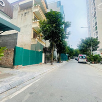Mảnh Đất Vàng Còn Sót Lại Tại Lạc Long Quân 94M2, 5M Mặt Tiền - Lô Góc - Kinh Doanh Đỉnh - 39.5 Tỷ