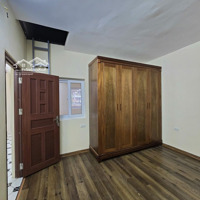 Cc Bán Nhà Tập Thể Giảng Võ, Vị Trí Đẹp Đường Ô Tô Đỗ,Diện Tích80M2 3Ngủ 2 Wc Giá Bán 4 Tỷ