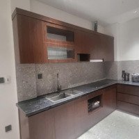 Cho Thuê Căn Hộ 45M2 Có 1 Phòng Ngủ Riêng Full Đồ Cực Xinh Đẹp Phố Ngọc Thụy Giá 7 Tr/Th 0916393862
