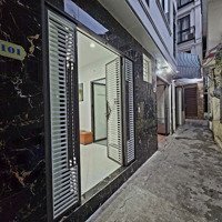 Ccmn Vĩnh Phúc , Hoàng Hoa Thám, 1Pn/1Pk, Oto Đỗ Cửa, Căn Hộ Kinh Doanh