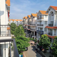 Cho Thuê Căn Biệt Thự Đ.số Kdc Himlam Quận 7 Nhà Có Tm, Cao Cấp, Tkvp Giá: 75 Triệu Liên Hệ: 0908935765