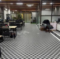 Chính Chủ Cho Thuê Siêu Phẩm Lô Góc Tp Giao Lưu. 370M X 4 Tầng. Mặt Tiền: 20M. Giá 140 Triệu