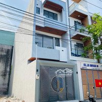 Bán Nhà 3 Tầng Mới 100%Mặt Tiềnhẻm 160 Đường 1 Full Nội Thất - 5,3 Tỷ/131M2 Hướng Bắc