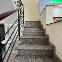 Cho Thuê Nhà Khu Bàn Cờ Có Lề Nhà Ngang 5M Vừa Ở Vừa Kinh Doanh