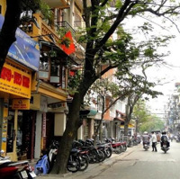 Nhà Mặt Phố Hàng Nón Vớidiện Tích50M2X2 Tầng,Mặt Tiền4M, Giá Thuê Chỉ 50 Triệu, Vị Trí Đắc Địa, Kd Sầm Uất