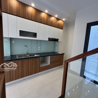 Bán Nhà Dân Xây, Cổ Linh, Gần Aeon Long Biên, Ô Tô Đỗ, Thoáng Trước Sau, Gần Chợ, Trường Học