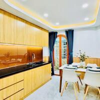 Nhà mới 2 tầng 40m2, đường trước nhà 4m, sát MT Bạch Đằng