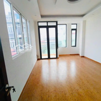 Nhà 4 Tầng, Đường Xe Tải, 1/ Đỗ Xuân Hợp, 127M2, Quận 9, 8 Tỷ