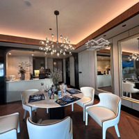 Bán Nhanh Siêu Phẩm Căn Góc The Grand Hà Nội - Hàng Bài, 140M2 2 Ngủ Giá Chỉ 80 Tỷ. Liên Hệ: 0945894297