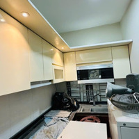Bán Nhà Trung Tâm Thành Phố, Cạnh Trường Đinh Tiên Hoàng, Ô Tô Đỗ Cửa - 60M2 - 3 Tầng - 7,X Tỷ