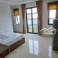 Chính Chủ Cho Thuê Ccmn Hoàng Quốc Việt, Full Nội Thất, Thang Máy, Ban Công, 30M2