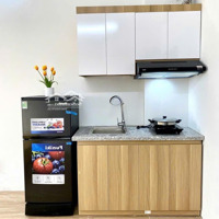 Chính Chủ Cho Thuê Ccmn Hoàng Quốc Việt, Full Nội Thất, Thang Máy, Ban Công, 30M2