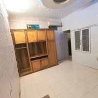 Cho Thuê Nhà 40M2X3 Tầng Tại Pháo Đài Láng, 3 Ngủ. 9.8 Triệu