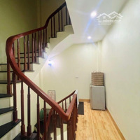 Nhà Dân Bán Gấp - 35M2 - 6.05 Tỷ - Trung Tâm Mỹ Đình - Điện Đường Trường Chợ Quanh Nhà