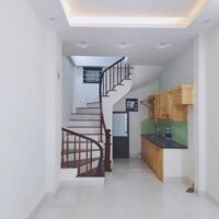 Bán nhà Tứ Hiệp - Thanh Trì DT : 30m 3 tầng mặt tiền 4m  + Giá chào : 4.2 tỷ thương lượng