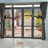 Bán Nhà Âu Cơ, Quận 11, 4.9 X 11.2M, 3 Tầng, 4 Phòng Ngủ, Hèm 5M