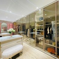 Bán Nhà Mới,Đẹp Full Nội Thất Có Thang Máy Mặt Tiền Đường 37 Tân Quy 4X20M Trung Tâm Quận 7