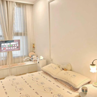 Cần Bán Rất Gấp Căn Hộ 2 Phòng Ngủcentral Point 219 Trung Kính 70M2 Ban Công Đn View Thành Phố Giá Bán 5,5 Tỷ