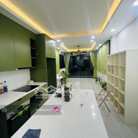 Bán Nhà Láng Thượng, Phân Lô Ô Tô Tránh, 7 Tầng Thang Máy,Diện Tích50M2 Chỉ 18.3 Tỷ