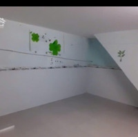 Cho Thuê Nhà Riêng 9 Triệu, 80M2 Tại Phạm Văn Bạch, P 15, Tân Bình, Hcm - Đẹp, Nhiều Tiện Ích