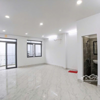 Chính Chủ Cho Thuê Phòng Mới Rộng 40M2 Ban Công Khu Vip Út Tịch Tân Bình Chỉ 5 Triệu 600K.