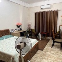 Bán Nhà Đẹp Nguyễn Văn Cừ - Nhà Dân Xây Full Nội Thất -Diện Tích61M2 -Mặt Tiền4.2M - 4 Tầng